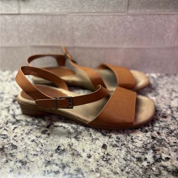 Easy Street Women's Tigris Heeled Sandal 👡 Size 9 | Tan Color - Picture 8 of 11